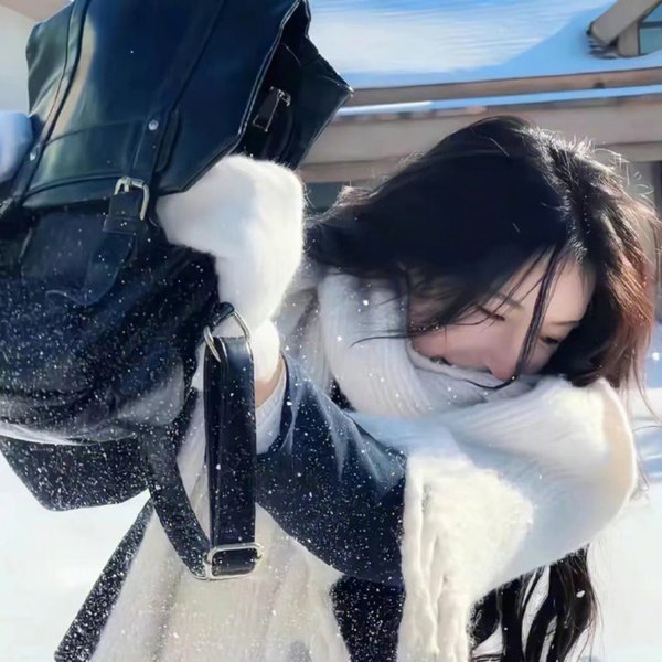 女孩不微笑